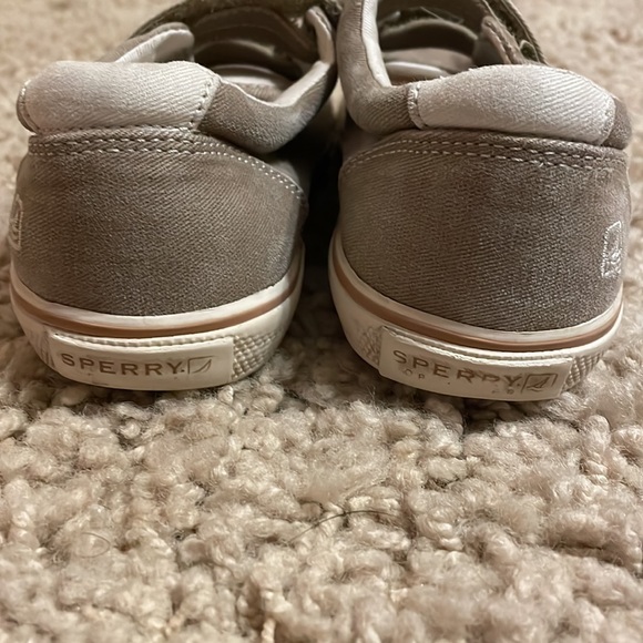 Boys Sperry’s - Picture 4 of 7